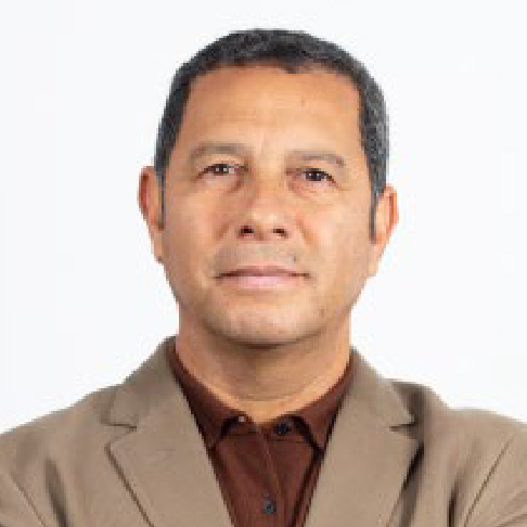 Mesa de trabajo 3 copia 4